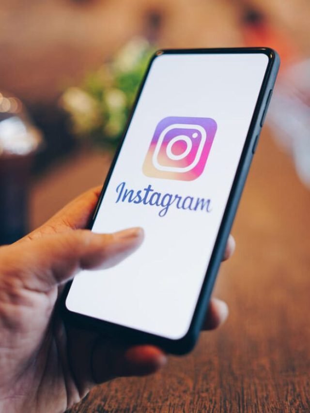 Instagram down worldwide